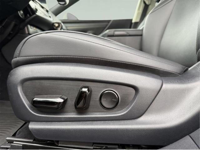 2023 Lexus ES 250 AWD Base