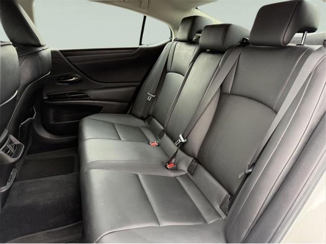 2023 Lexus ES 250 AWD Base
