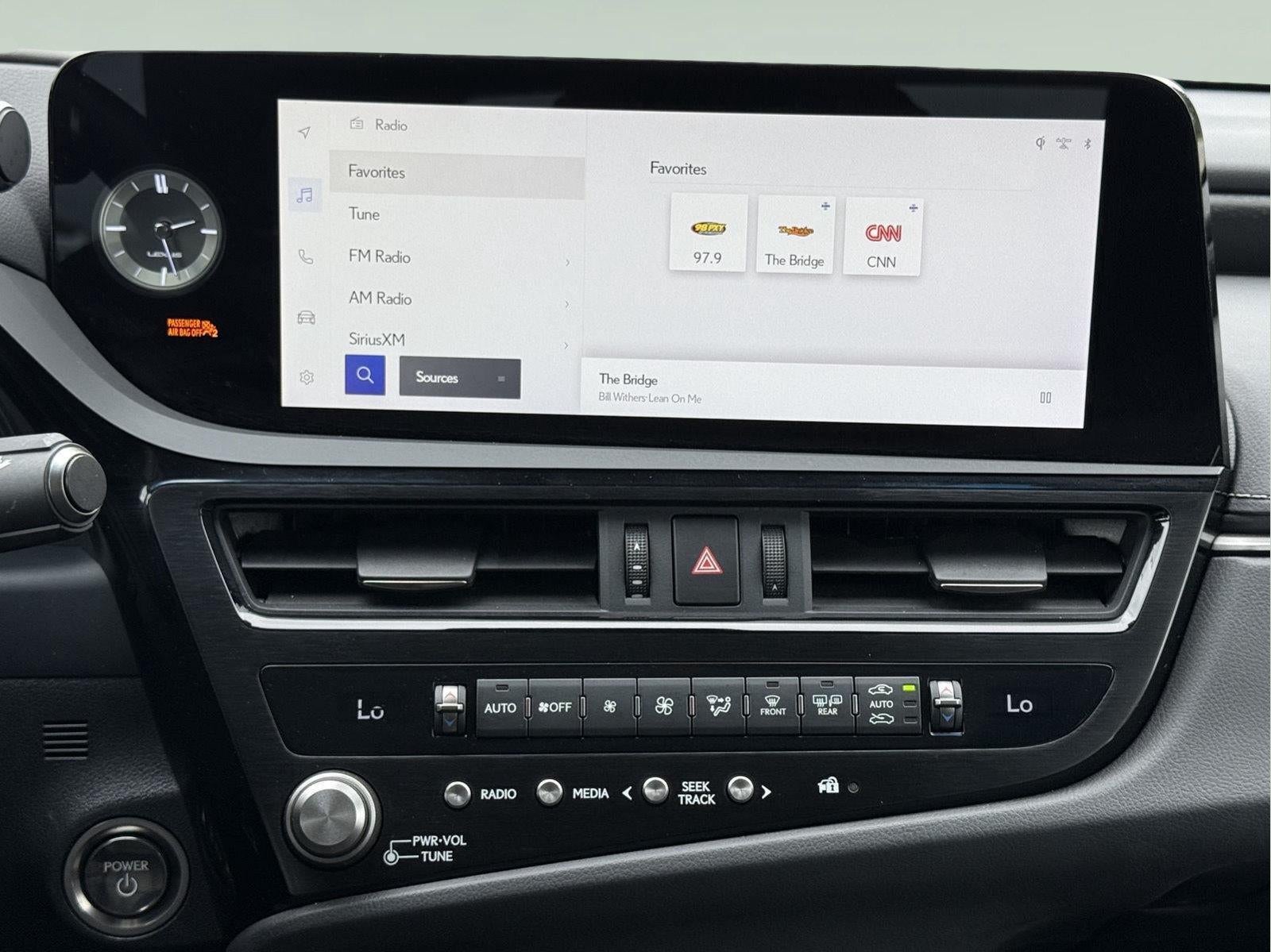 2024 Lexus ES 300h 