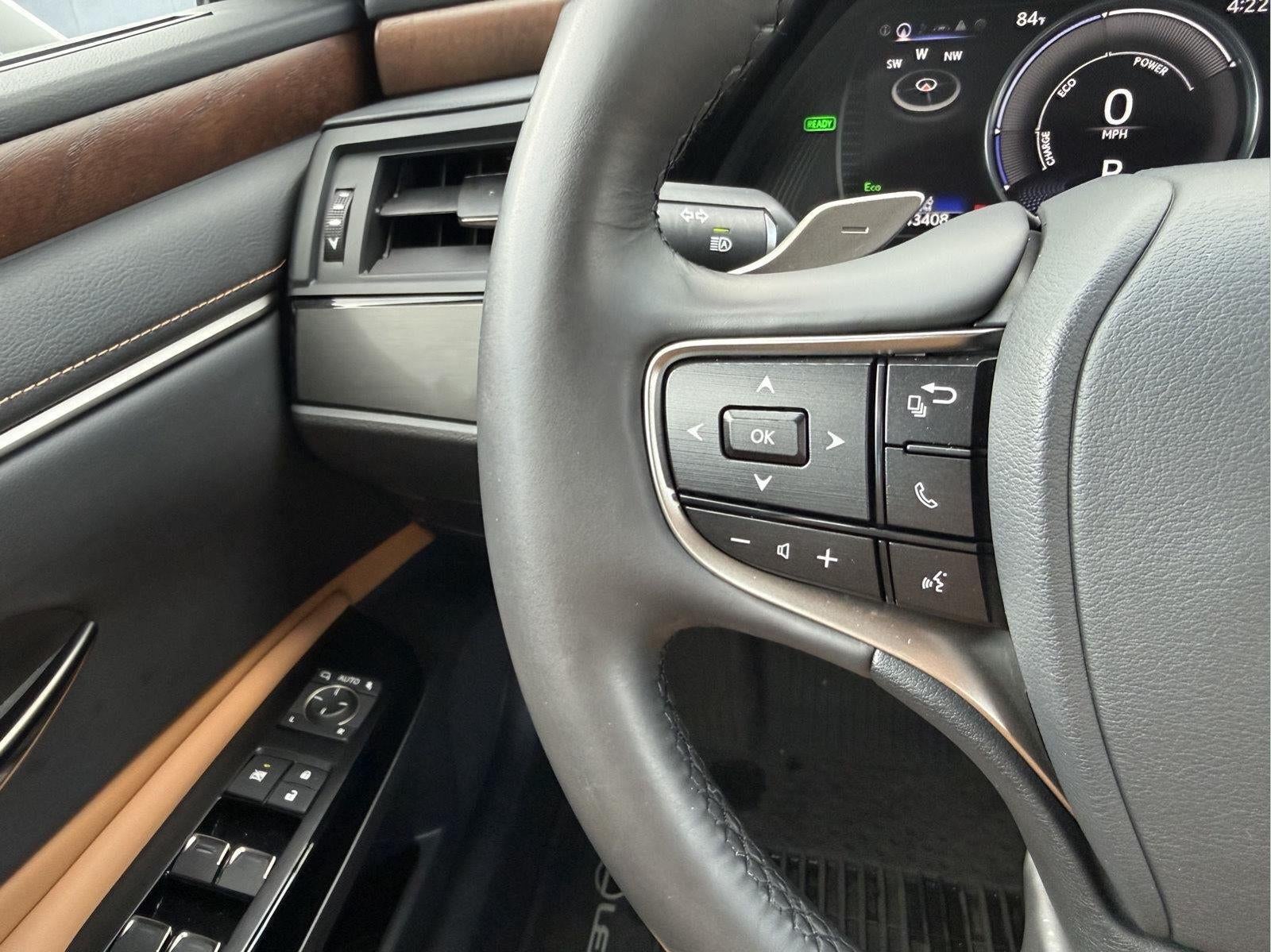 2024 Lexus ES 300h 
