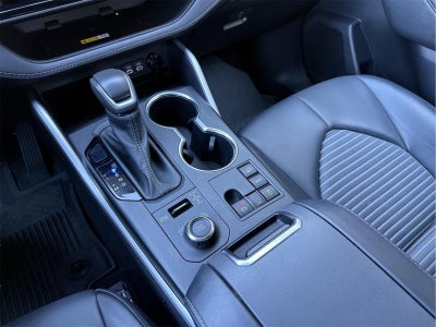 2023 Toyota Highlander XSE