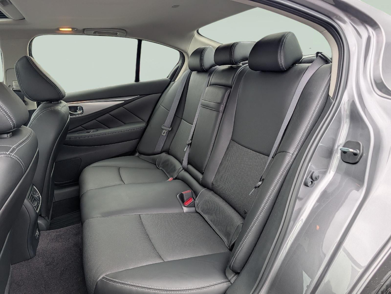2023 INFINITI Q50 LUXE