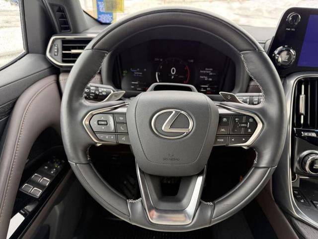 2025 Lexus LX 600 LUXURY