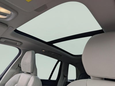 2023 Volvo XC90 Plus