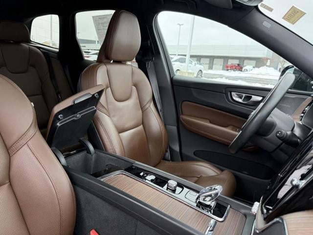 2022 Volvo XC60 Inscription