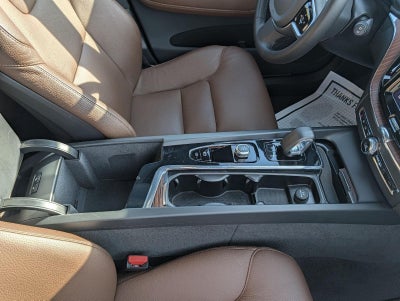 2023 Volvo Xc60 Plus Bright Theme