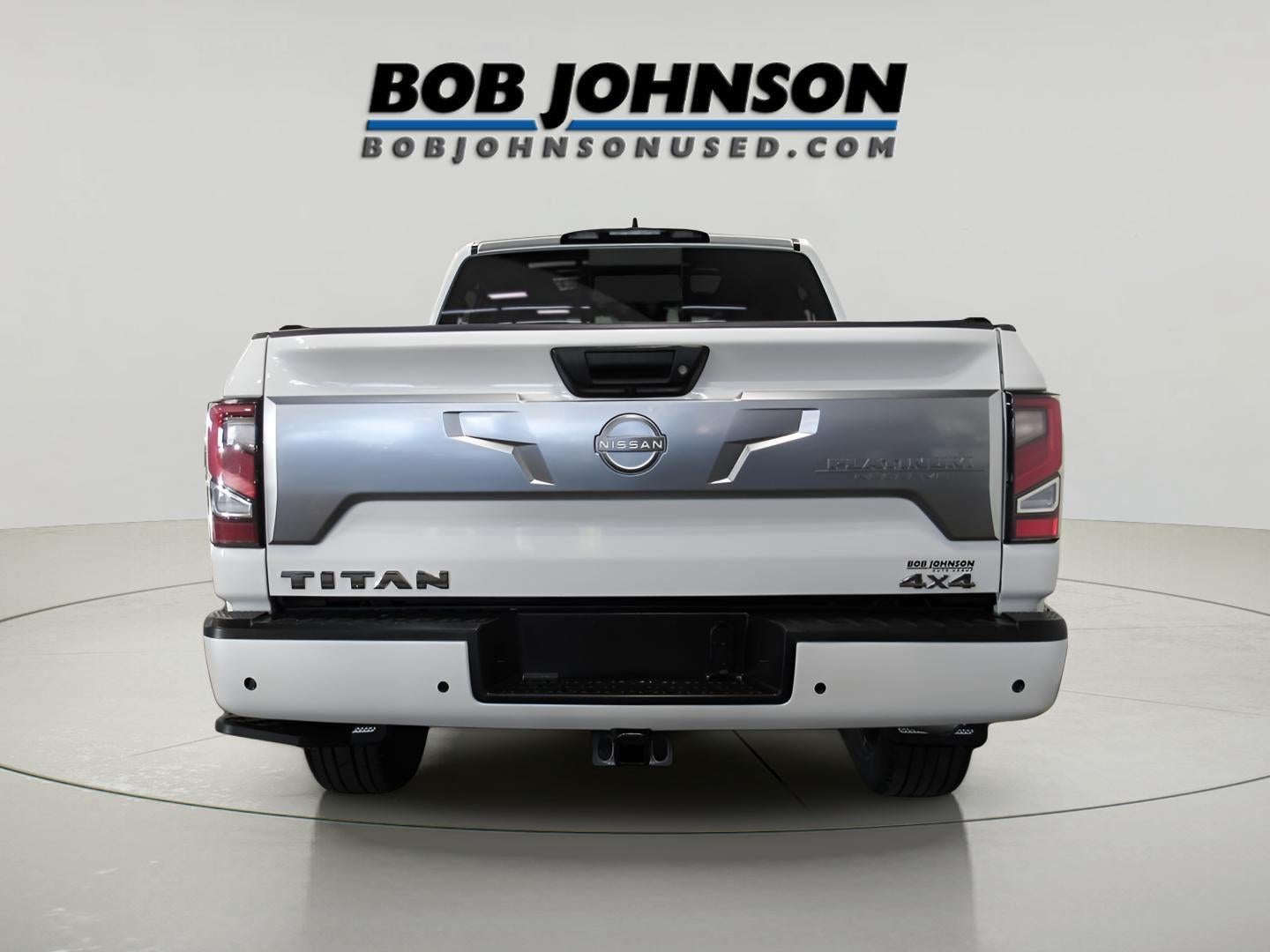 2023 Nissan TITAN Crew Cab Platinum Reserve 4x4