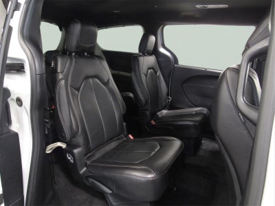 2022 Chrysler Pacifica Touring L AWD