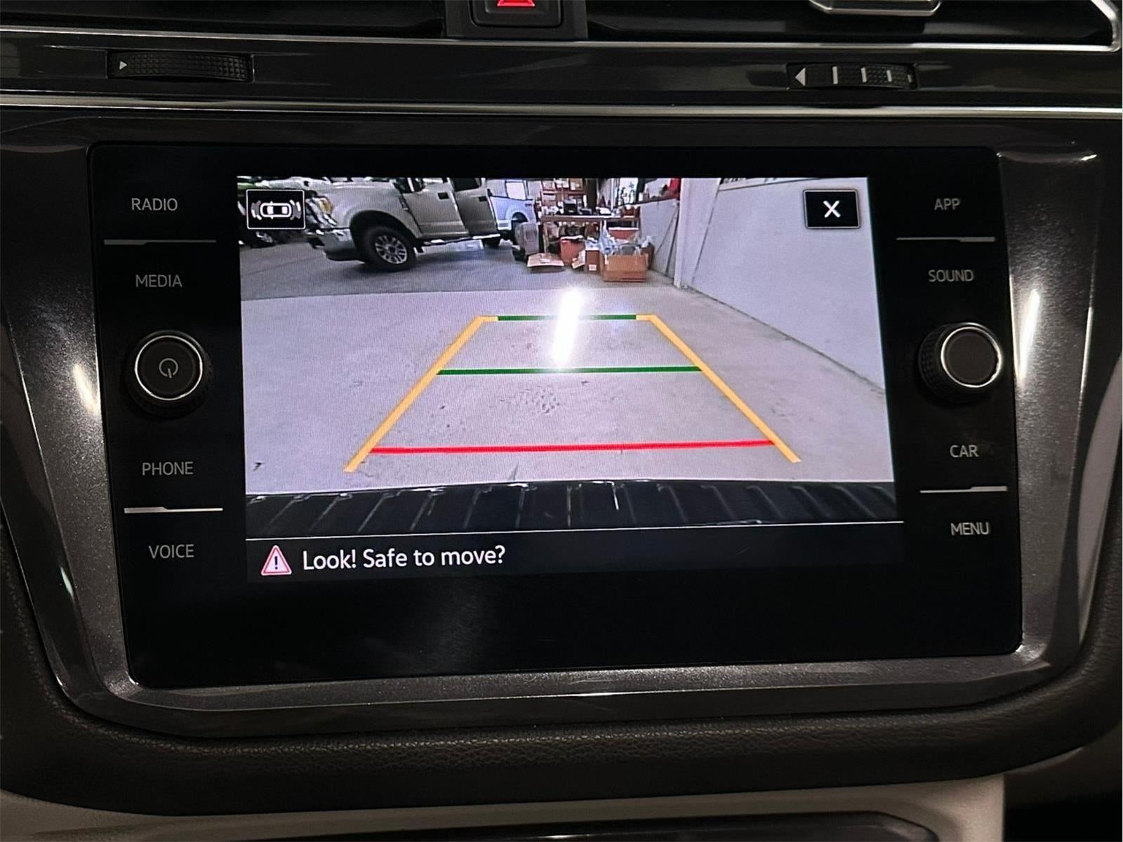 2022 Volkswagen Tiguan SE R-Line Black