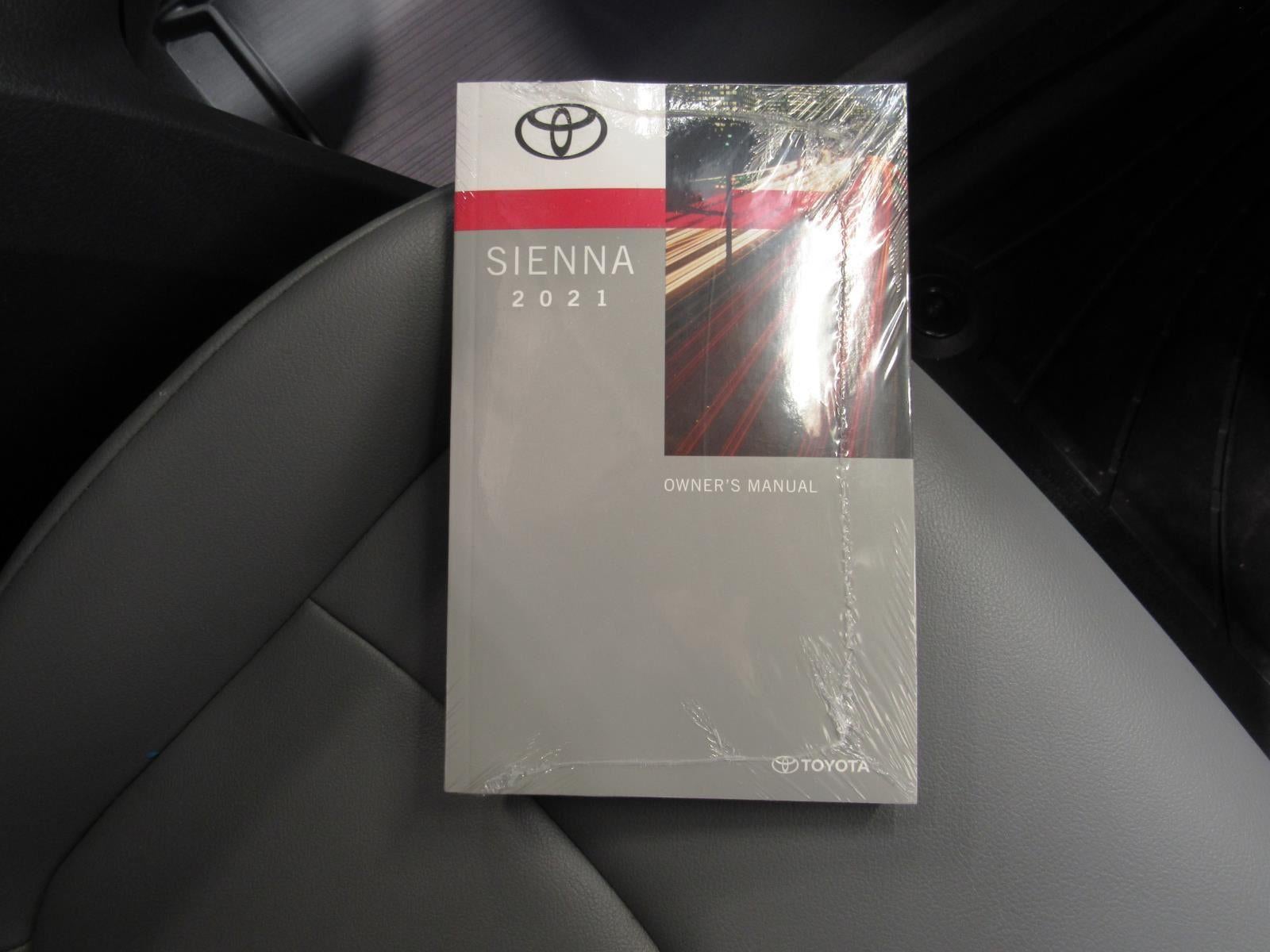 2021 Toyota Sienna XLE