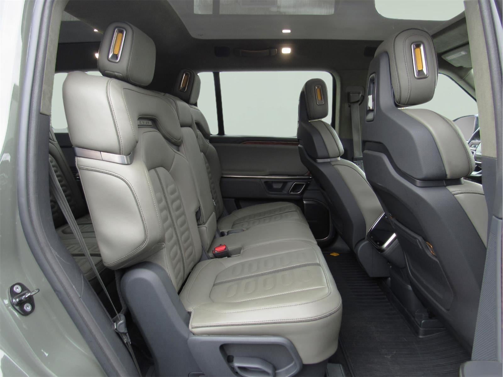 2023 RIVIAN R1S Launch Edition