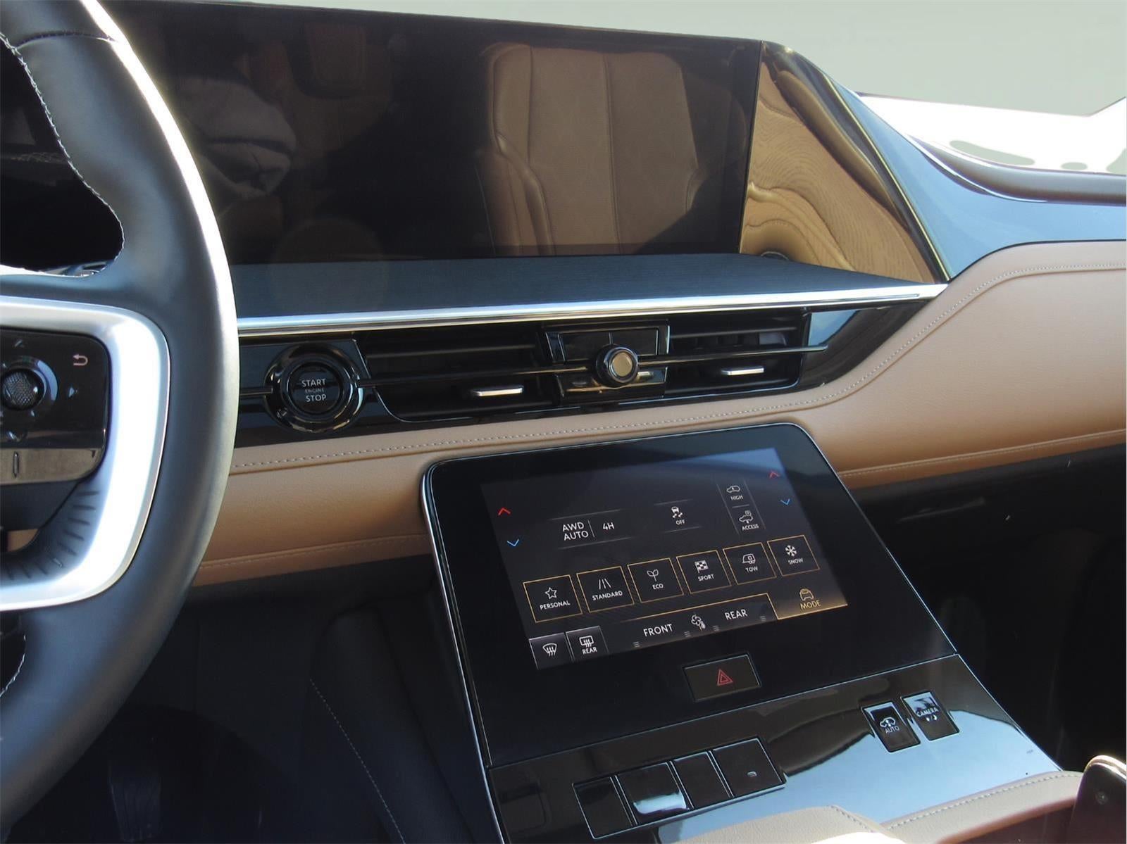 2025 INFINITI QX80 SENSORY AWD