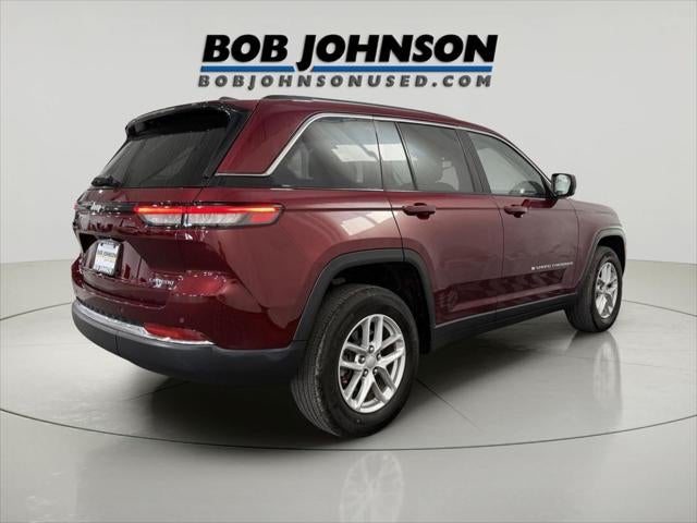 2023 Jeep Grand Cherokee Laredo 4x4