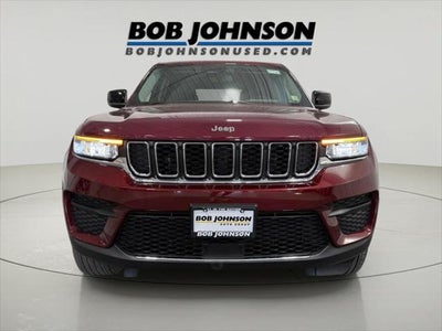 2023 Jeep Grand Cherokee Laredo 4x4