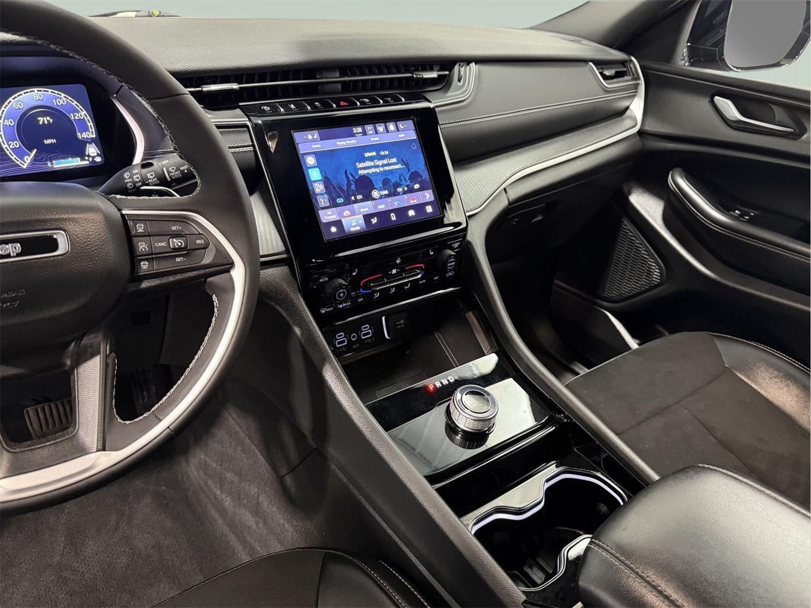 2023 Jeep Grand Cherokee Altitude 4x4