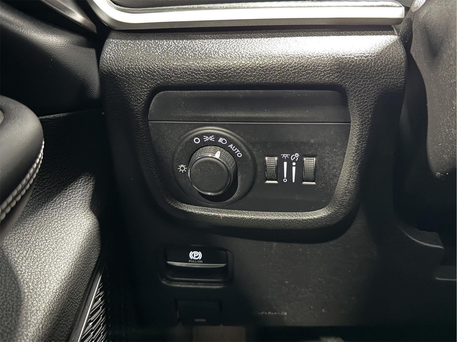 2023 Jeep Grand Cherokee Altitude 4x4