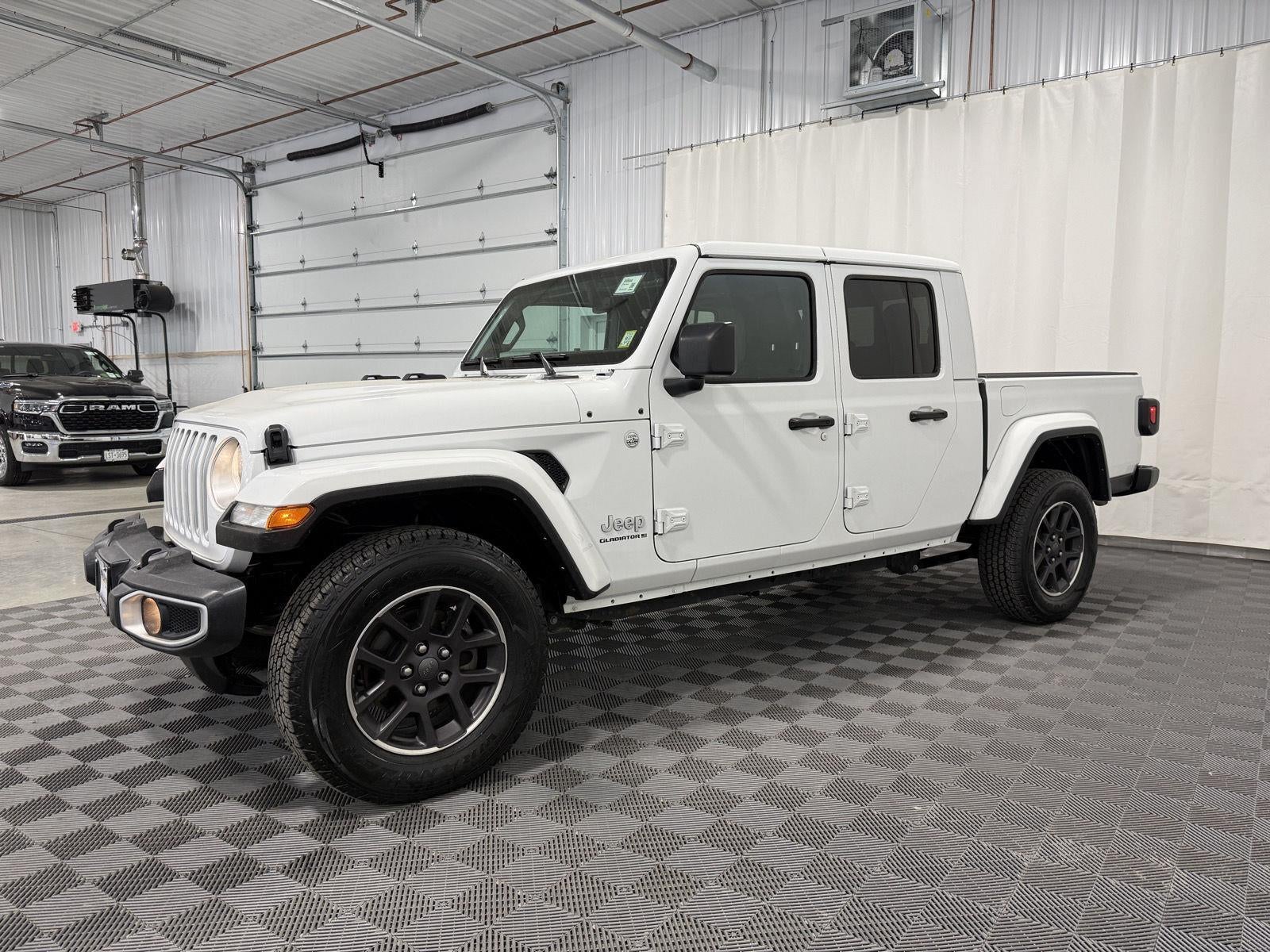 2023 Jeep Gladiator Overland 4x4