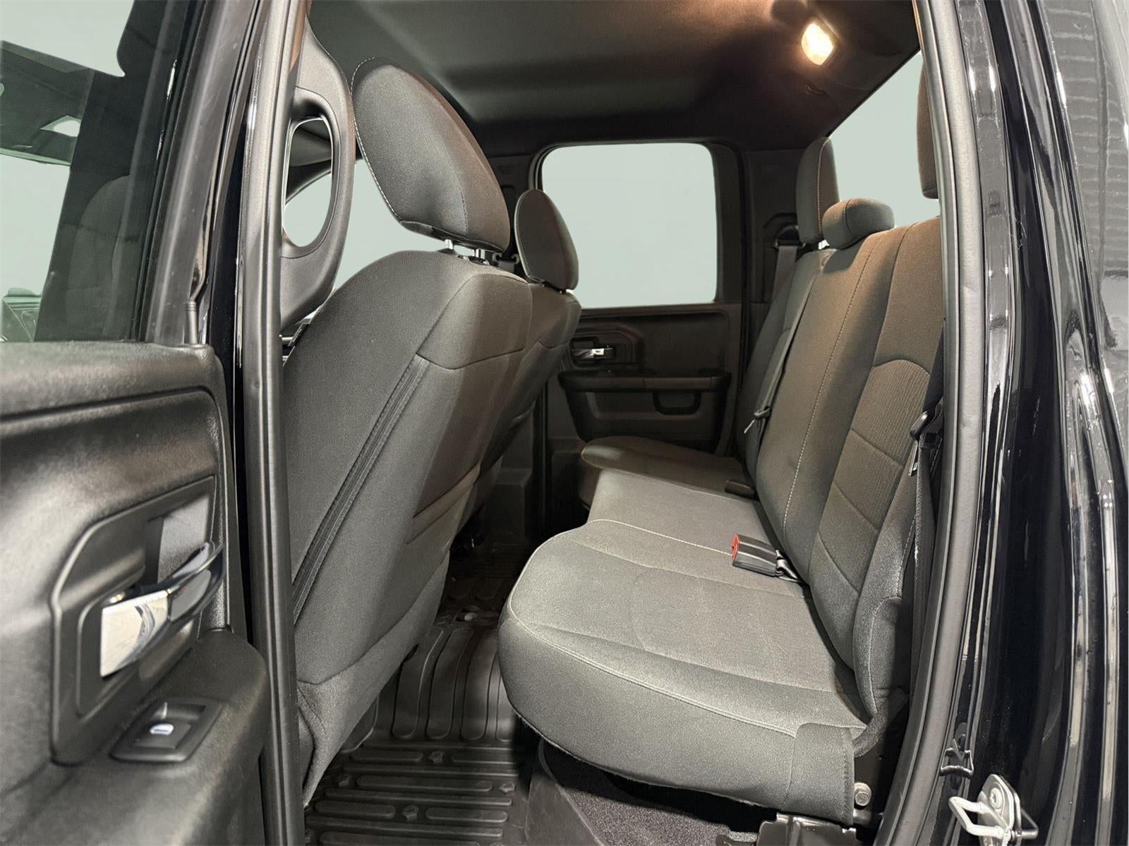 2022 RAM 1500 Classic Warlock Quad Cab 4x4 6'4' Box