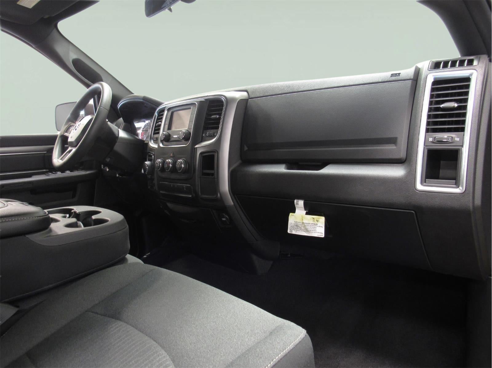 2022 RAM 1500 Classic Warlock Quad Cab 4x4 6'4' Box