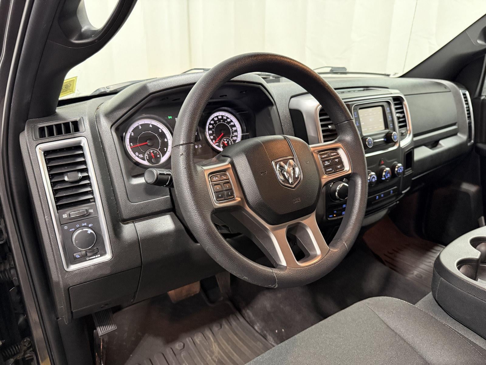 2022 RAM 1500 Classic Warlock Quad Cab 4x4 6'4' Box