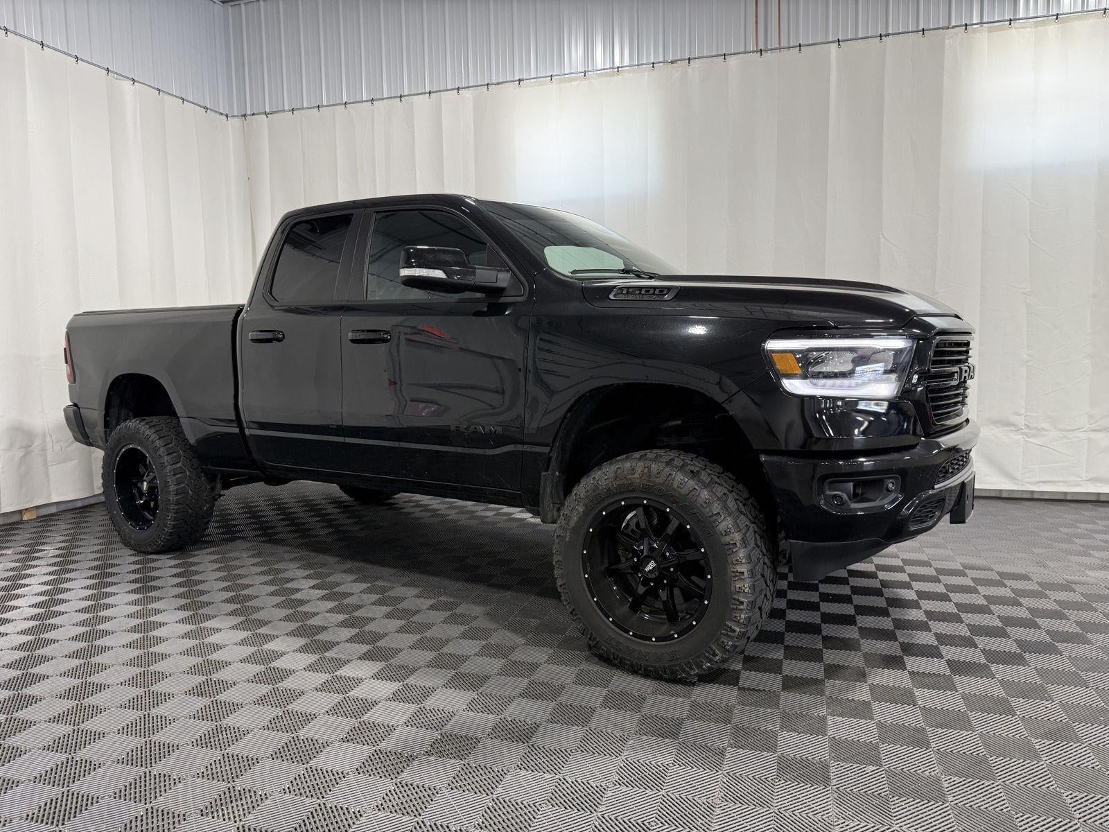 2021 RAM 1500 Big Horn Quad Cab 4x4 6'4' Box