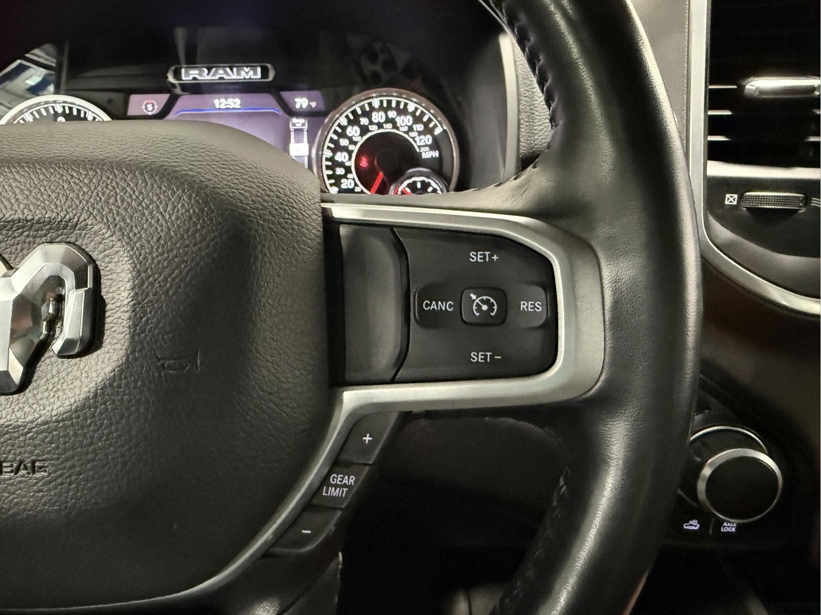 2023 RAM 1500 Big Horn Crew Cab 4x4 5'7' Box