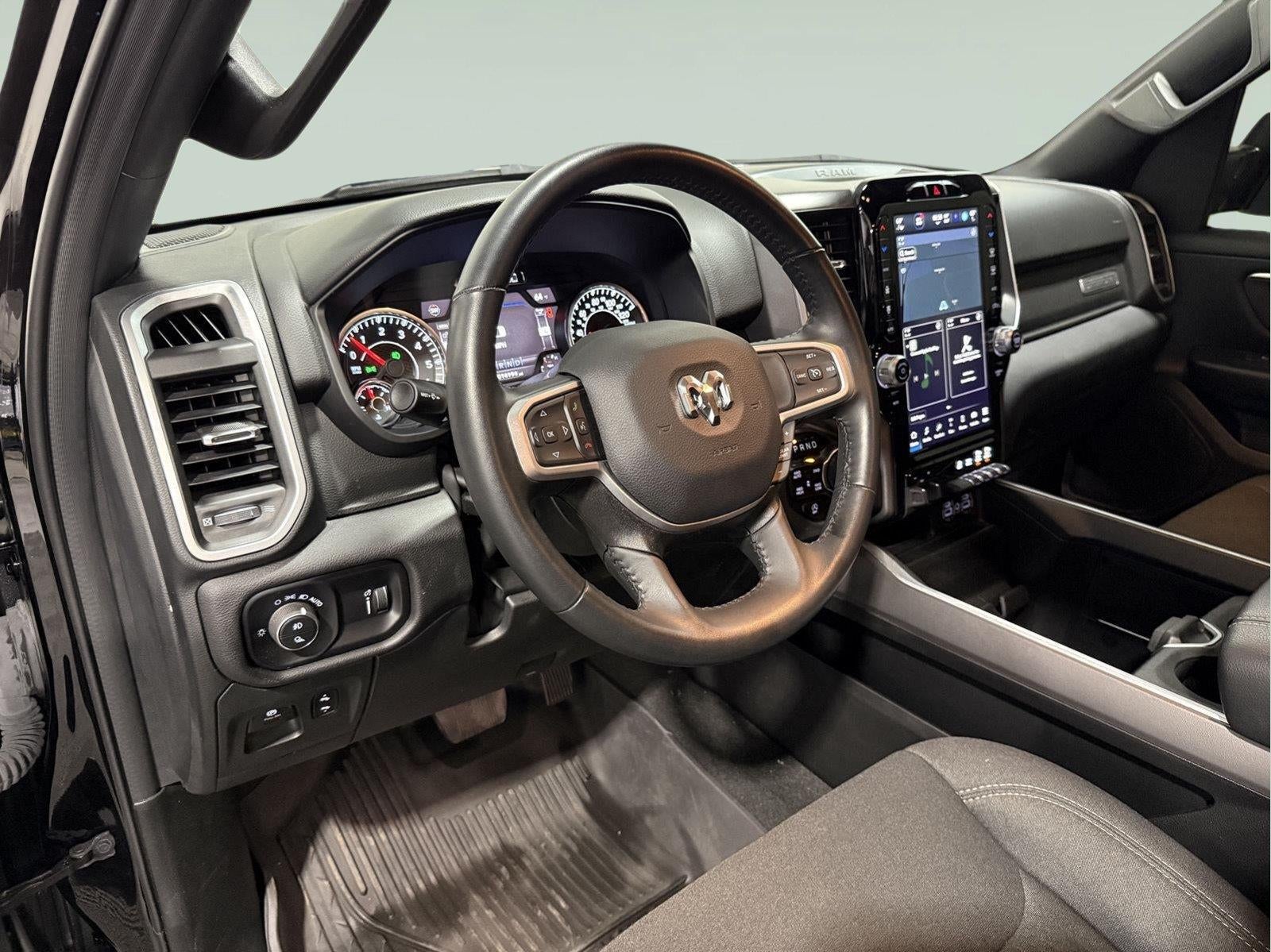 2023 RAM 1500 Big Horn Crew Cab 4x4 5'7' Box