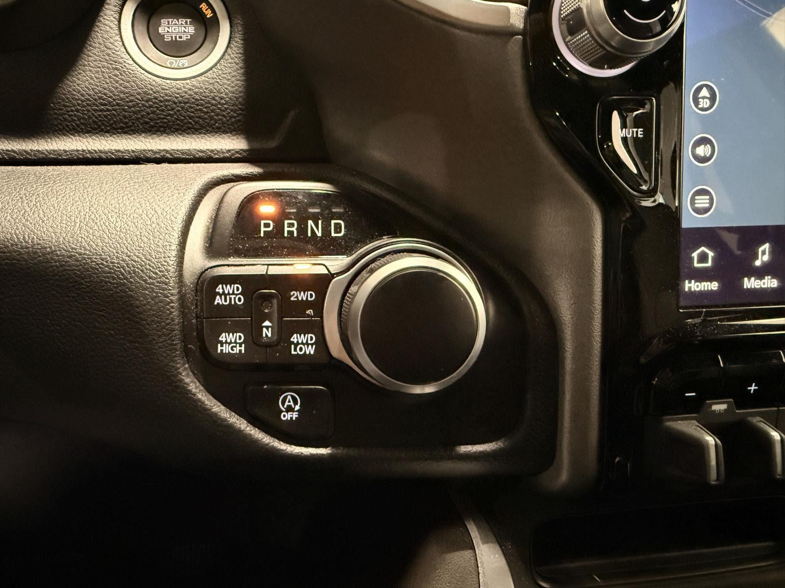 2022 RAM 1500 Big Horn Crew Cab 4x4 5'7' Box