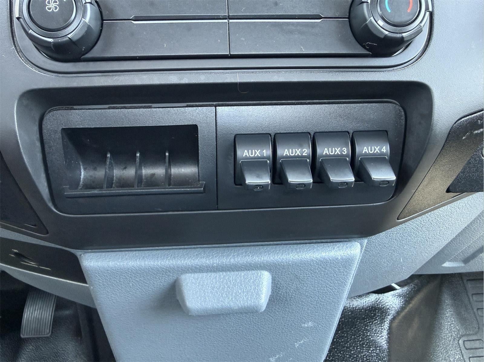 2015 Ford Super Duty F-350 DRW XL