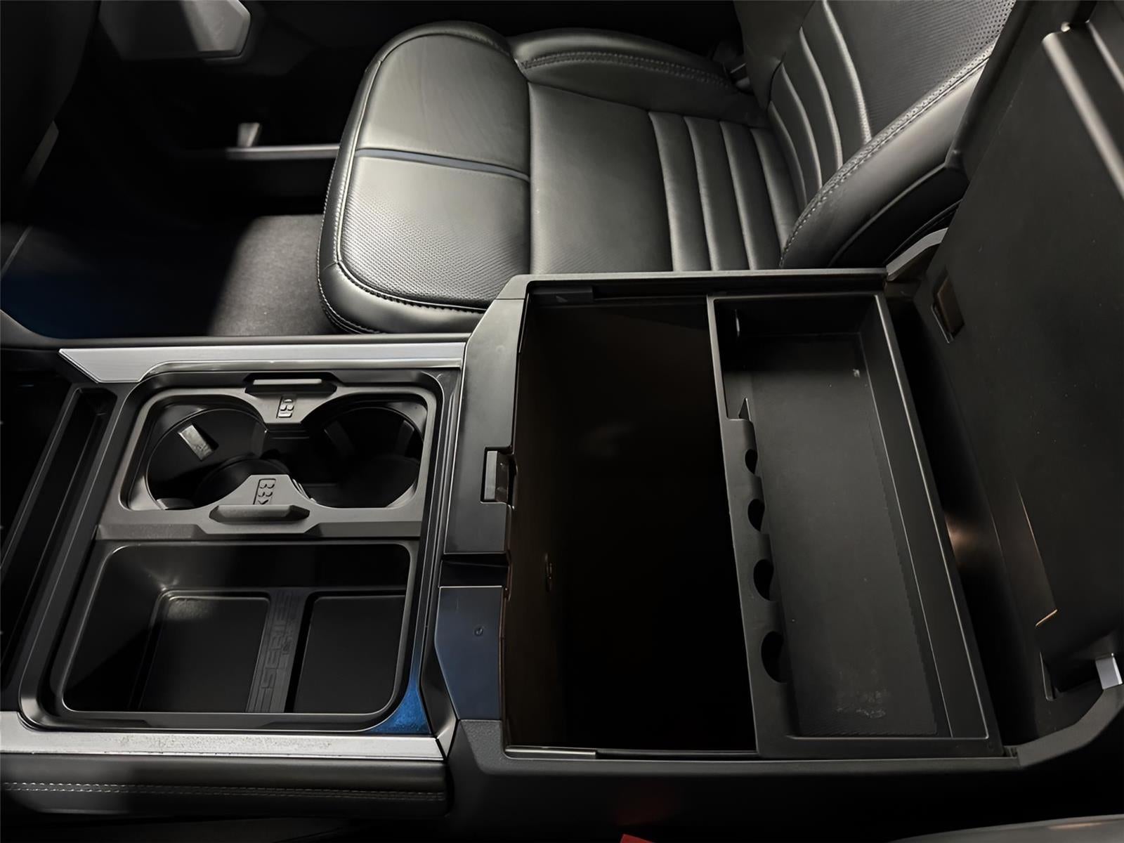 2025 Ford F-250 Platinum