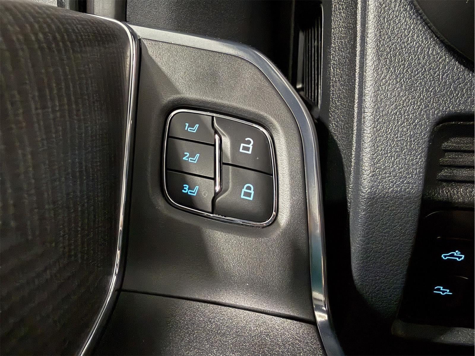 2025 Ford F-250 Platinum