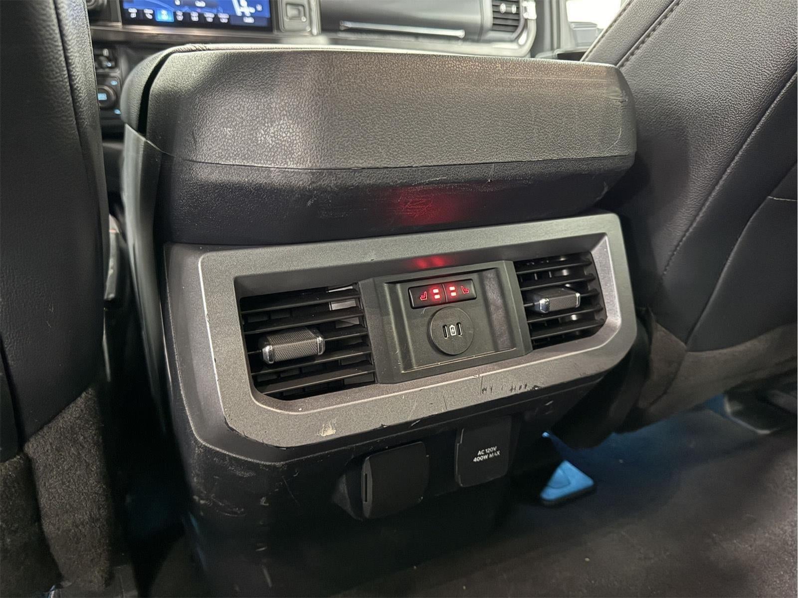 2023 Ford F-350 LARIAT