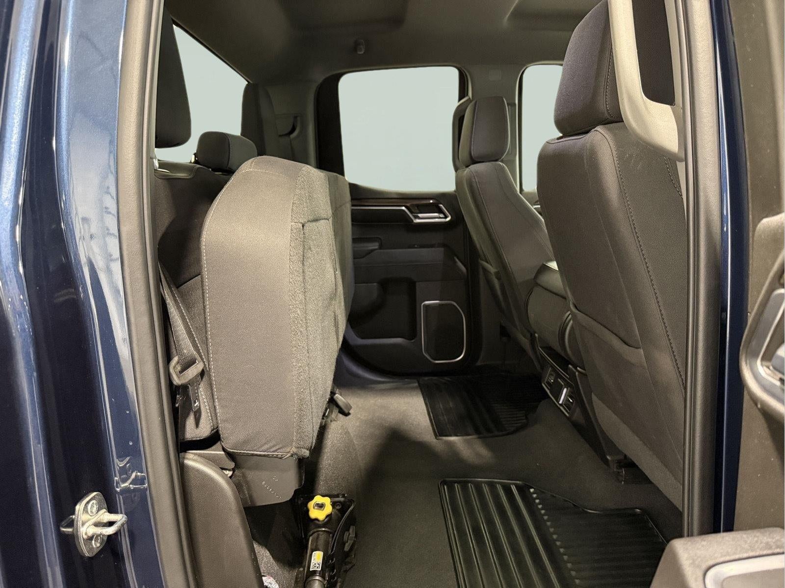 2023 Chevrolet Silverado 1500 4WD Double Cab Standard Bed RST