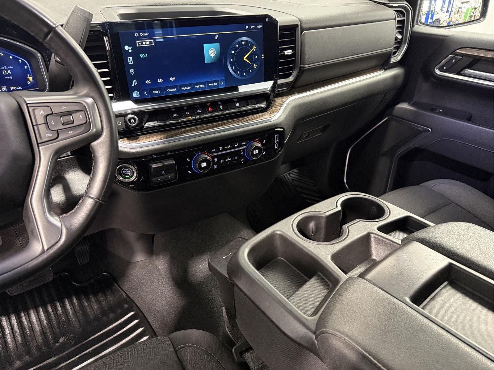 2023 Chevrolet Silverado 1500 4WD Double Cab Standard Bed RST