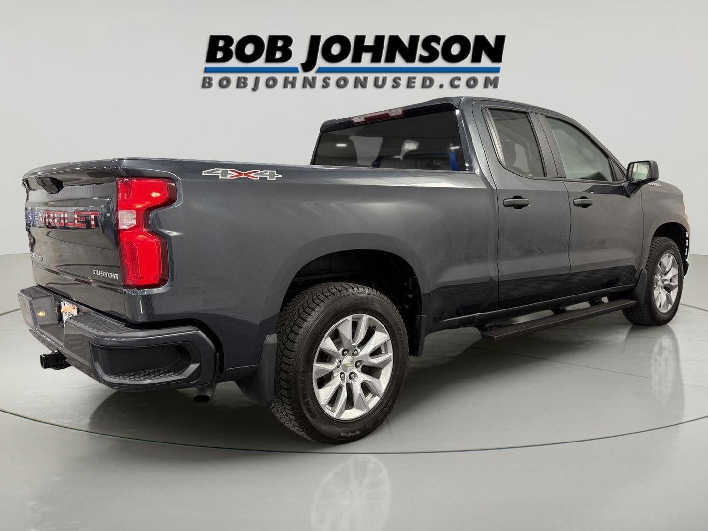 2020 Chevrolet Silverado 1500 4WD Double Cab Standard Bed Custom