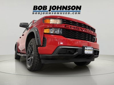 2021 Chevrolet Silverado 1500 4WD Double Cab Standard Bed Custom