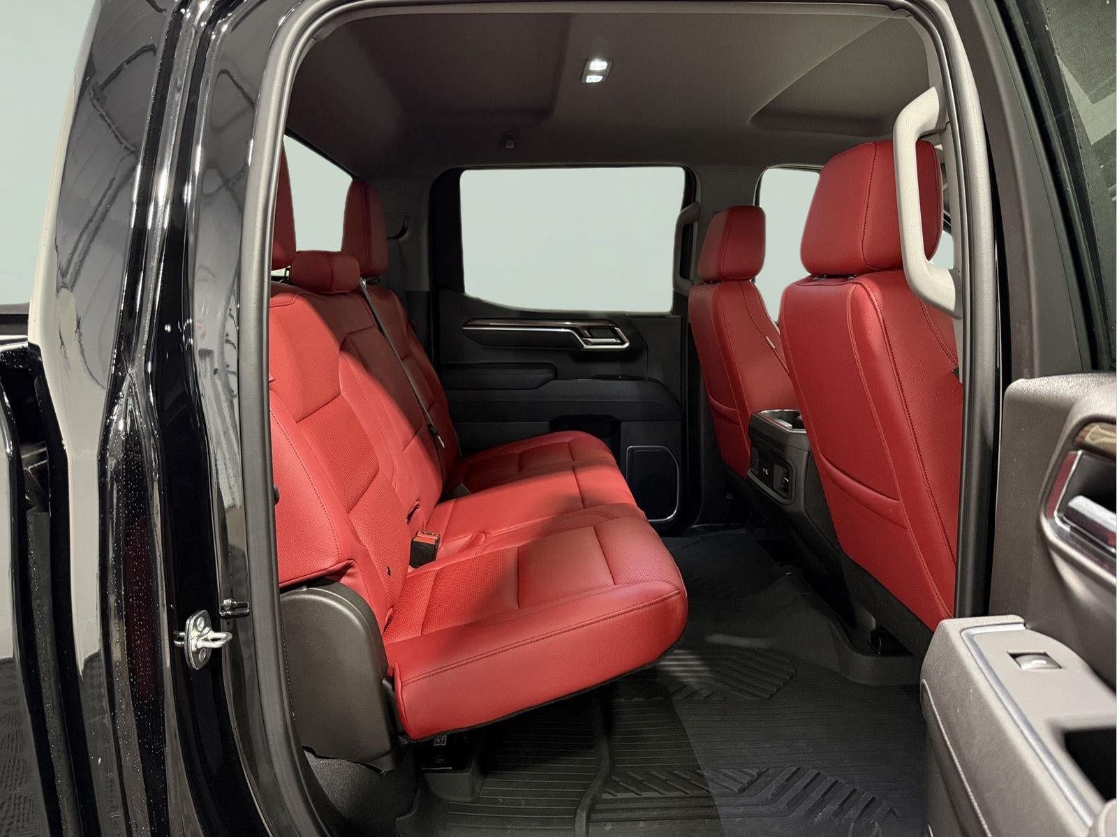 2025 Chevrolet Silverado 1500 4WD RST