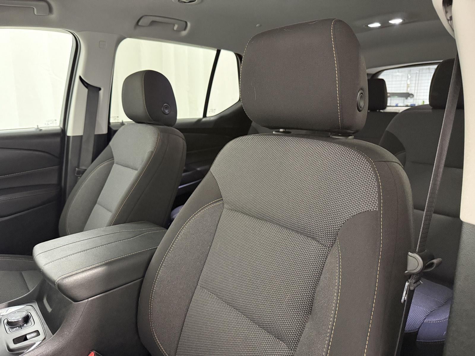 2020 Chevrolet Traverse AWD LT Cloth