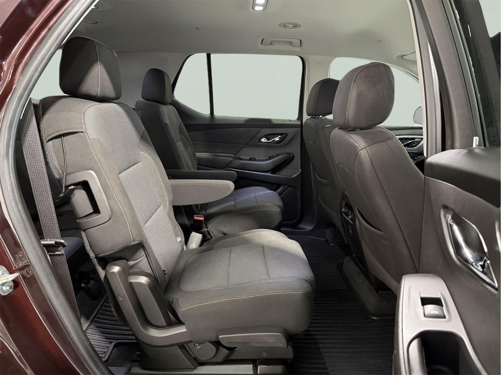 2020 Chevrolet Traverse AWD LT Cloth