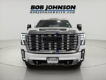 2024 GMC Sierra 2500HD 4WD Crew Cab Standard Bed Denali