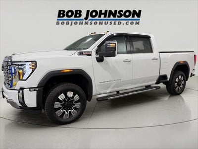 2024 GMC Sierra 2500HD 4WD Crew Cab Standard Bed Denali
