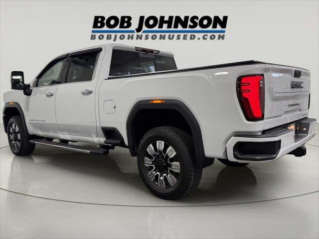 2024 GMC Sierra 2500HD 4WD Crew Cab Standard Bed Denali