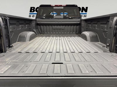 2025 GMC Sierra 2500HD 4WD Crew Cab Standard Bed SLT