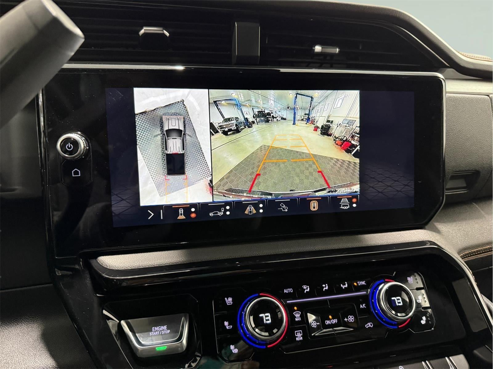 2025 GMC Sierra 2500HD 4WD Crew Cab Standard Bed AT4