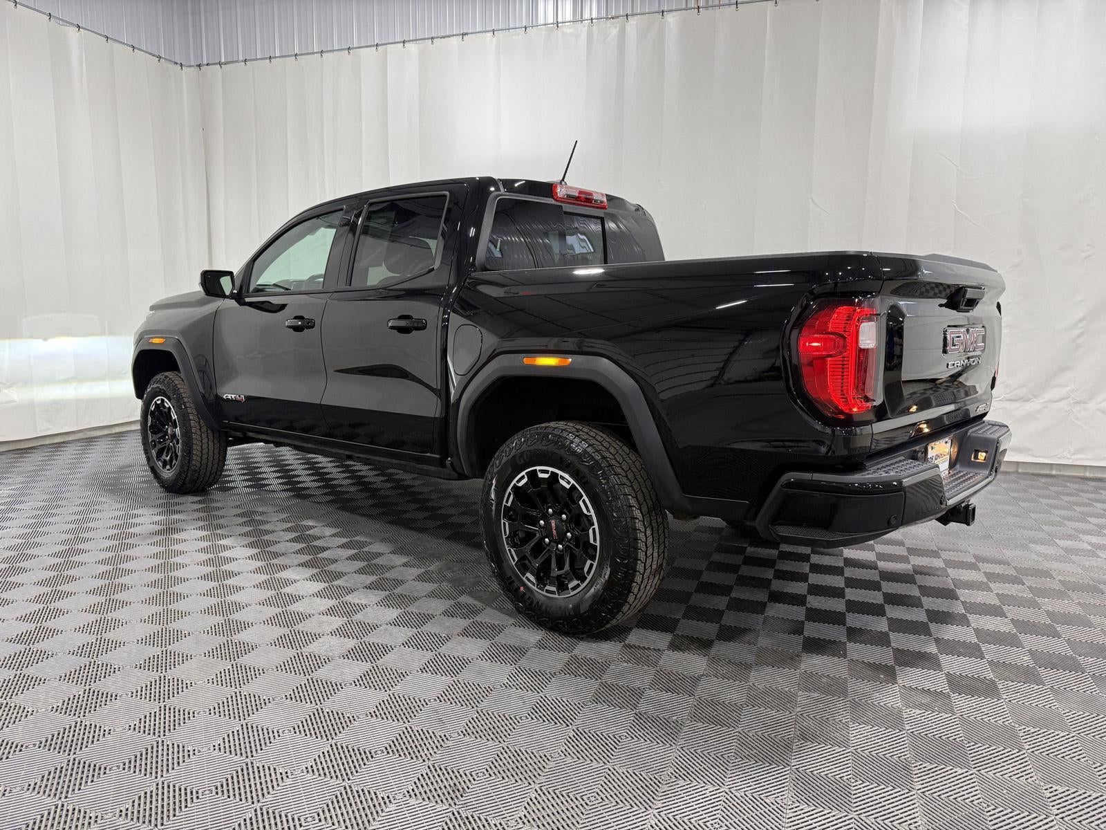 2026 GMC Canyon AT4 4WD