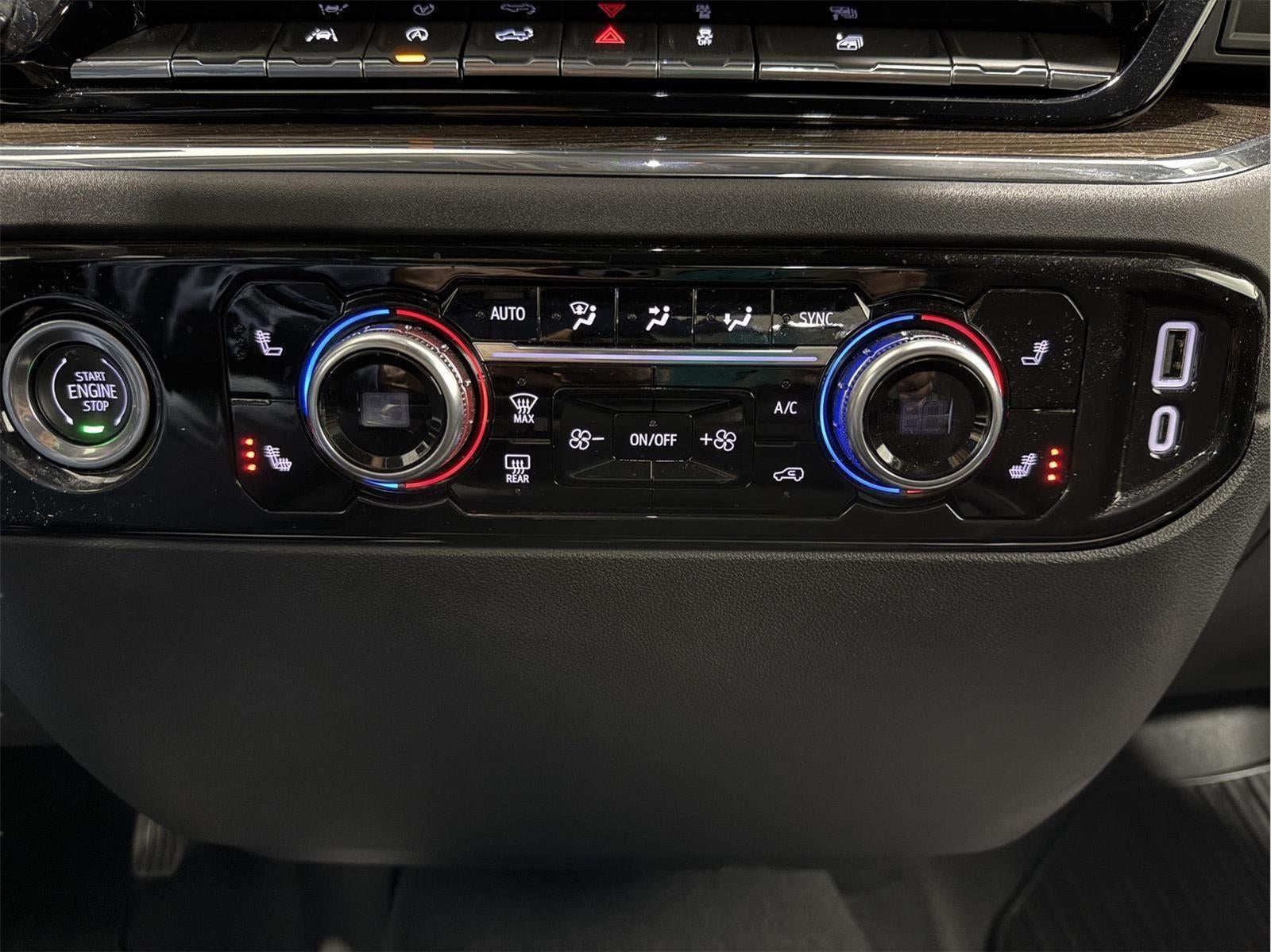 2024 GMC Sierra 1500 4WD Crew Cab Short Box Elevation with 3VL