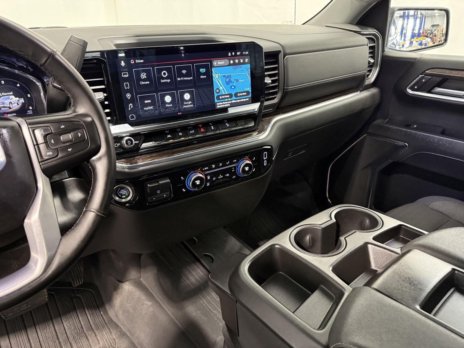 2024 GMC Sierra 1500 Elevation