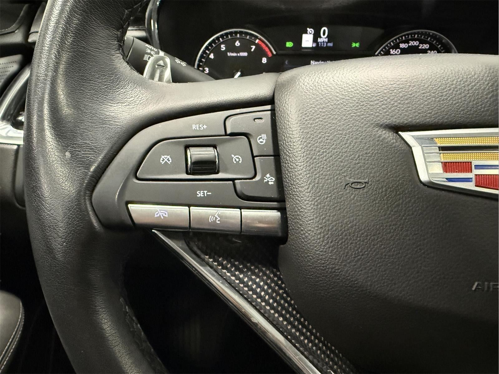 2024 Cadillac XT6 Sport