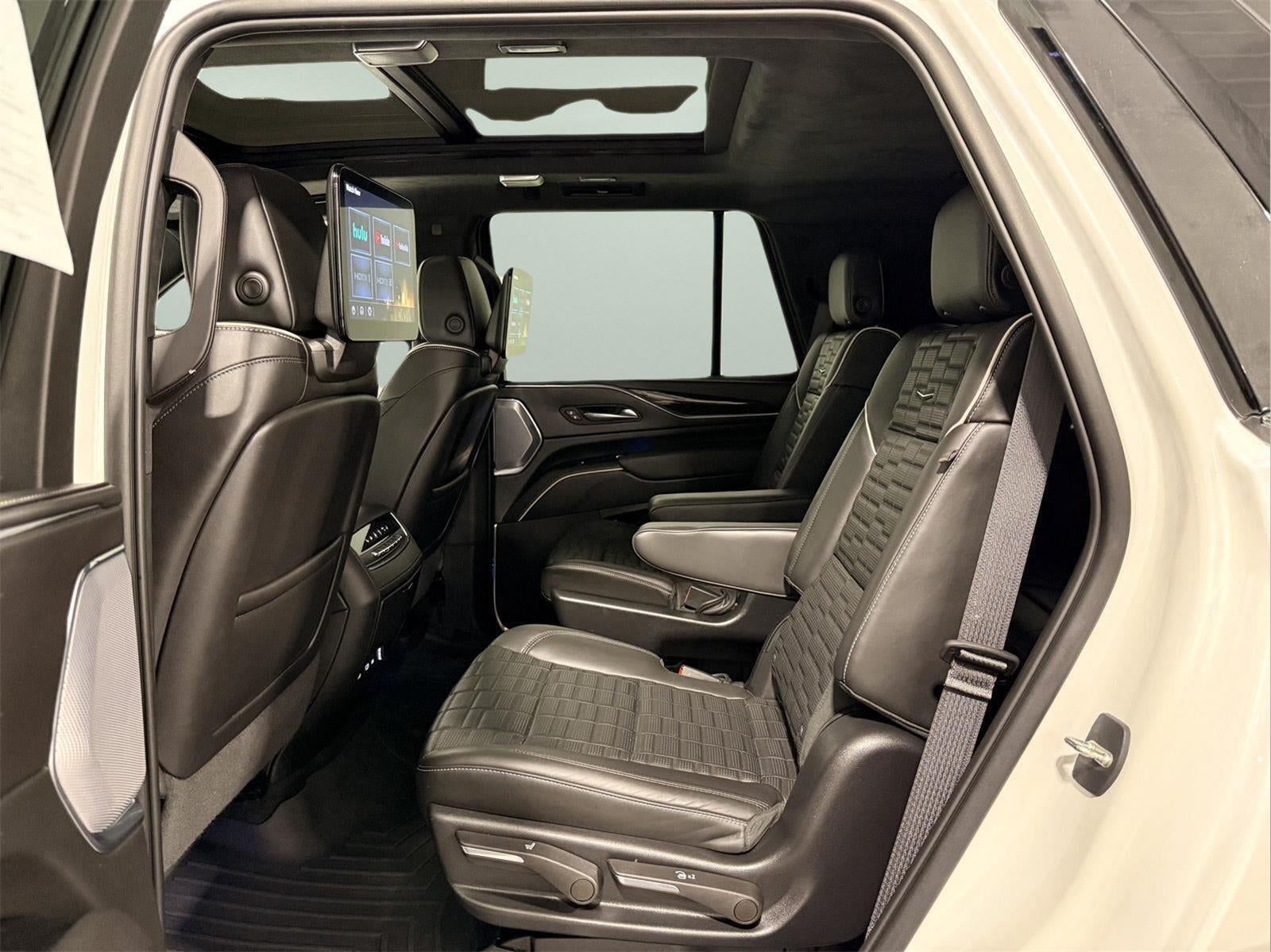 2023 Cadillac Escalade 4WD Sport Platinum