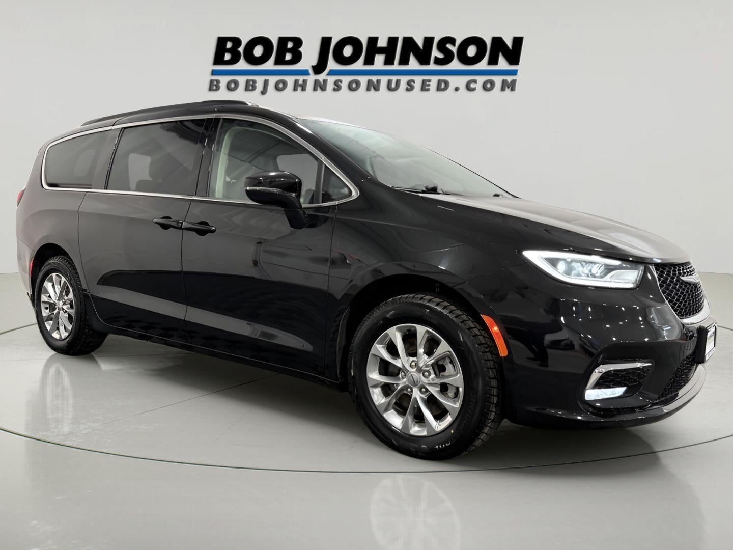 2022 Chrysler Pacifica Touring L AWD